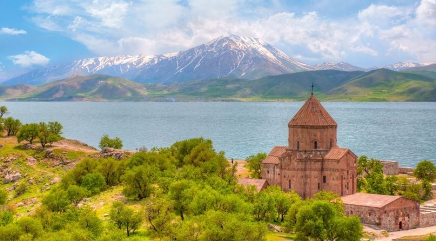 VAN-BİTLİS VE HİZANIN UZAK KÖYLERİ TURU