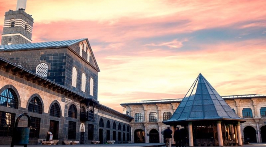 KURBAN BAYRAMINA ÖZEL UÇAKLI BUTİK GAP TURU